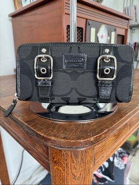 Coach Zoe SoHo buckle zip around wallet in black signature jacquard and leather